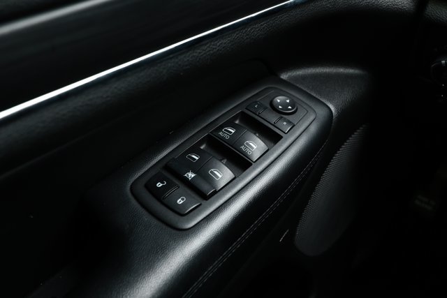 Used 2022 Jeep Grand Cherokee Limited RWD image 21