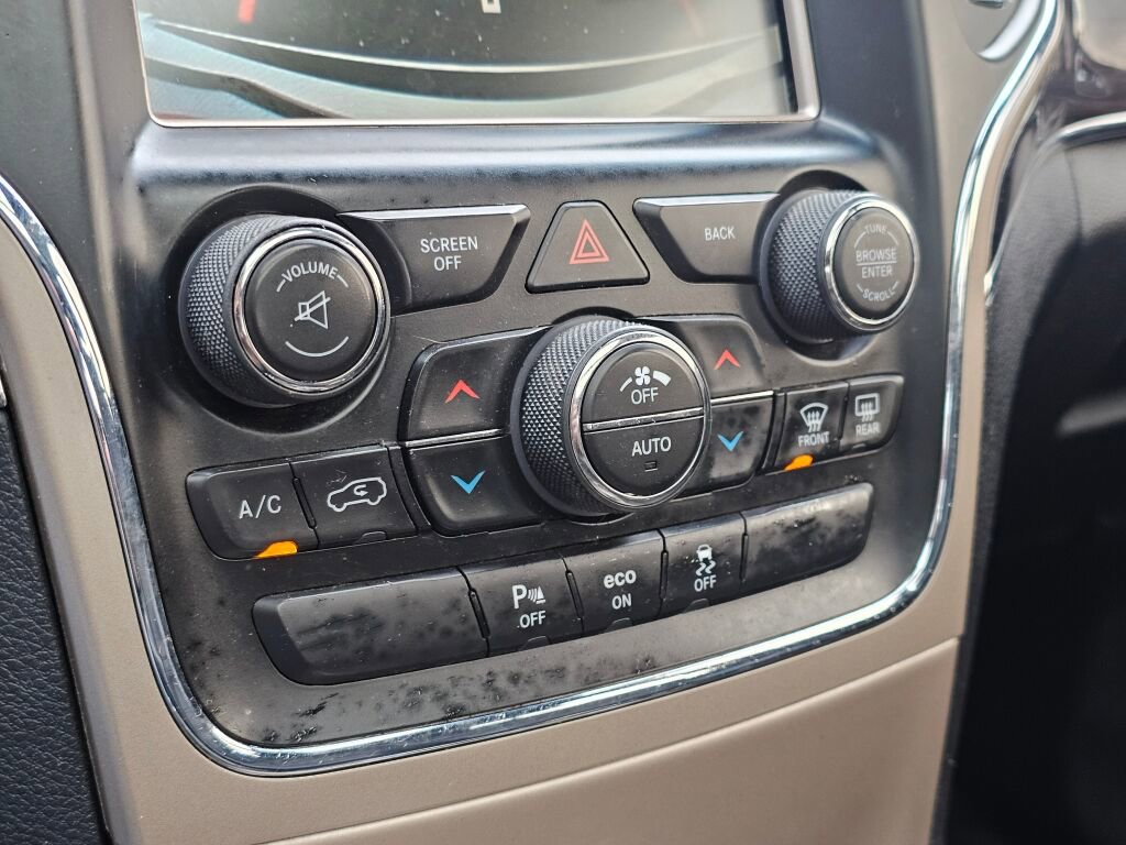 Used 2015 Jeep Grand Cherokee Overland image 24