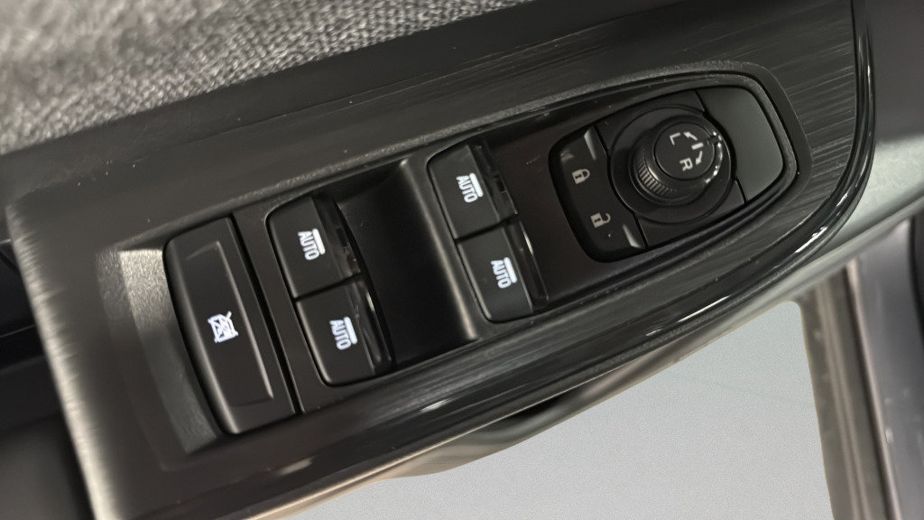 Used 2026 Subaru Outback Limited AWD/4WD image 14