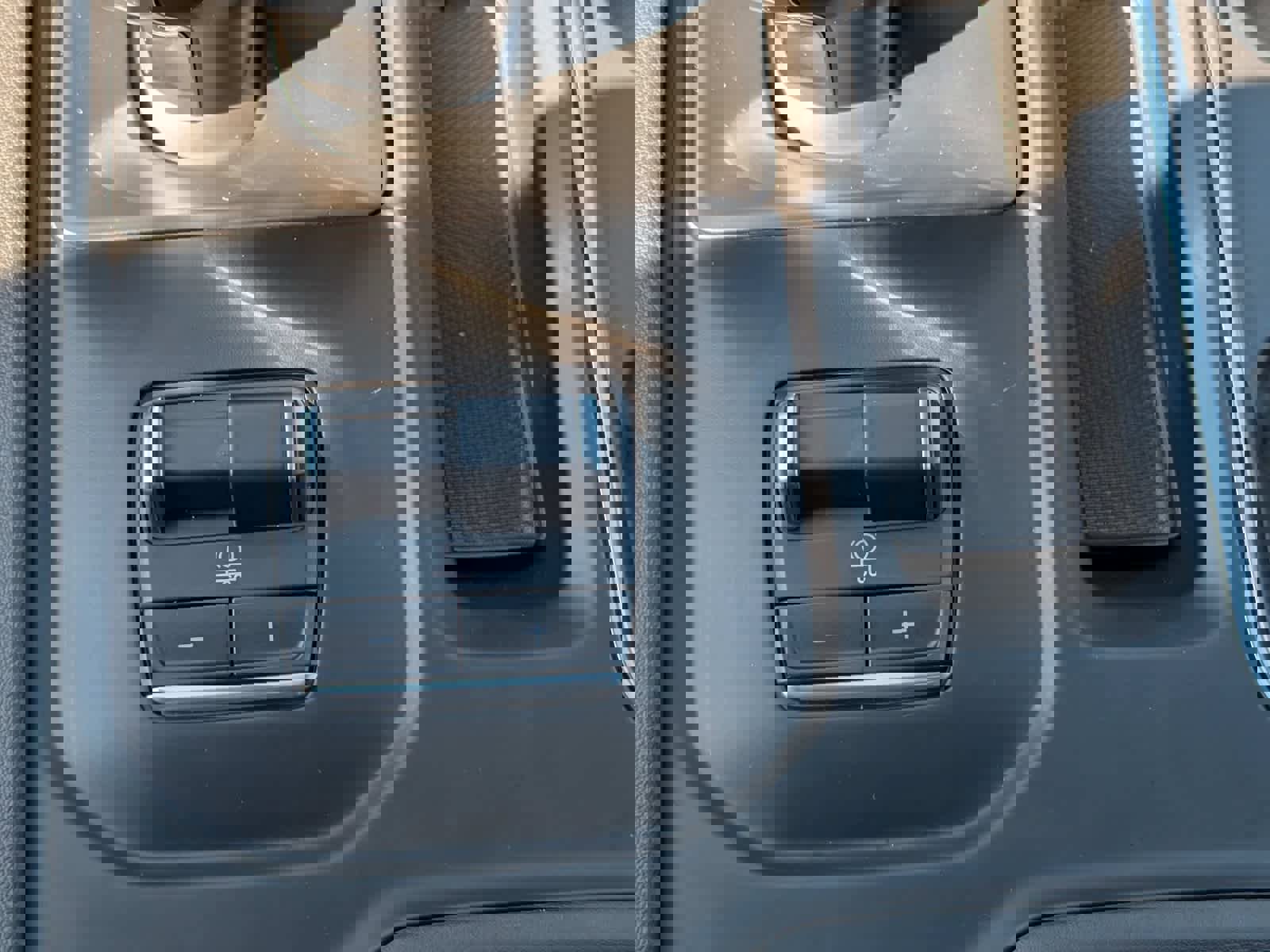 Certified 2023 GMC Sierra 1500 Denali image 25