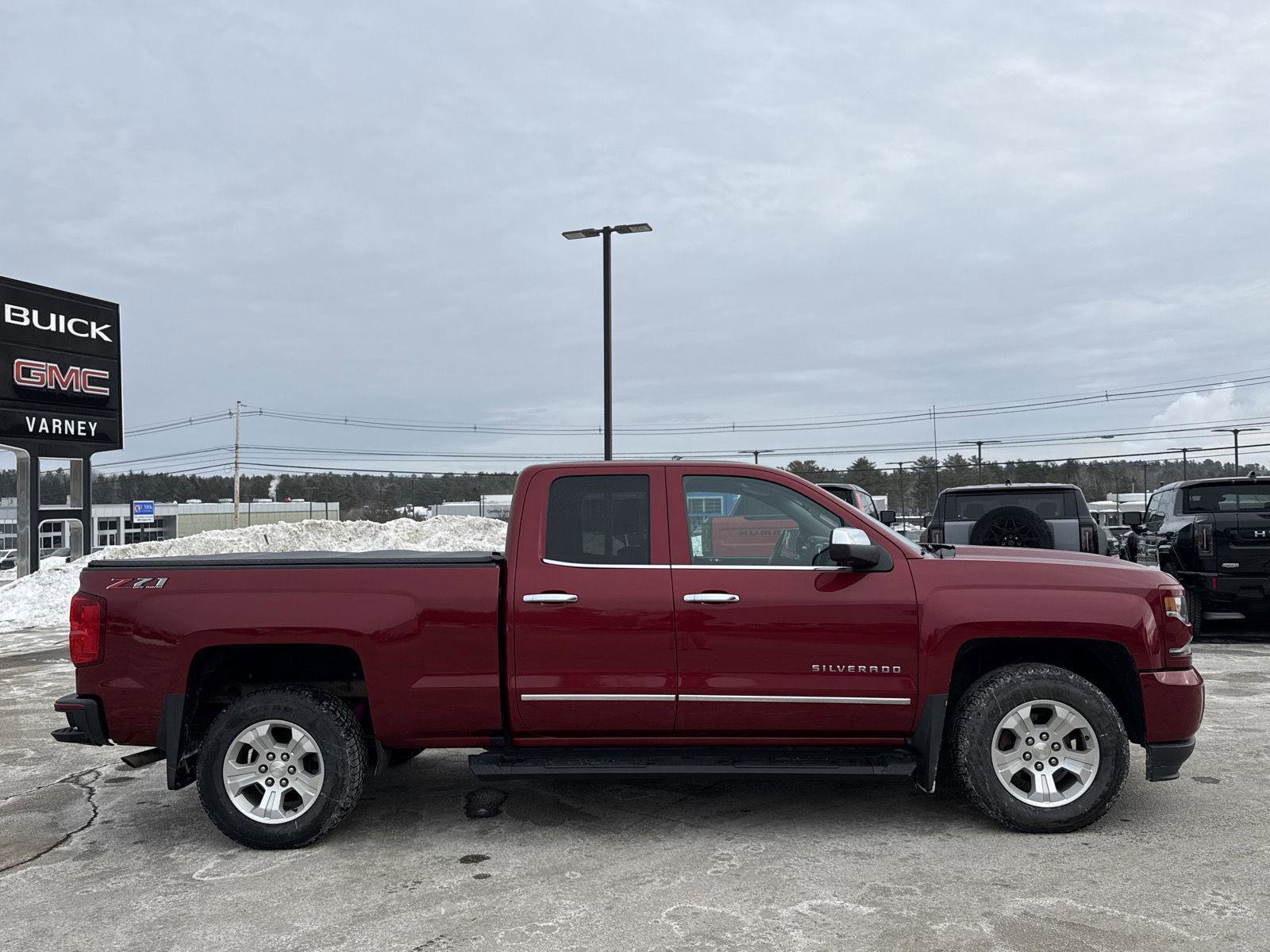 Used 2018 Chevrolet Silverado 1500 LTZ Z71 w/ LTZ Plus Package image 4