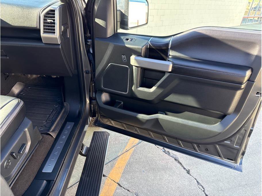 Used 2019 Ford F150 Platinum w/ Equipment Group 701A Luxury image 30