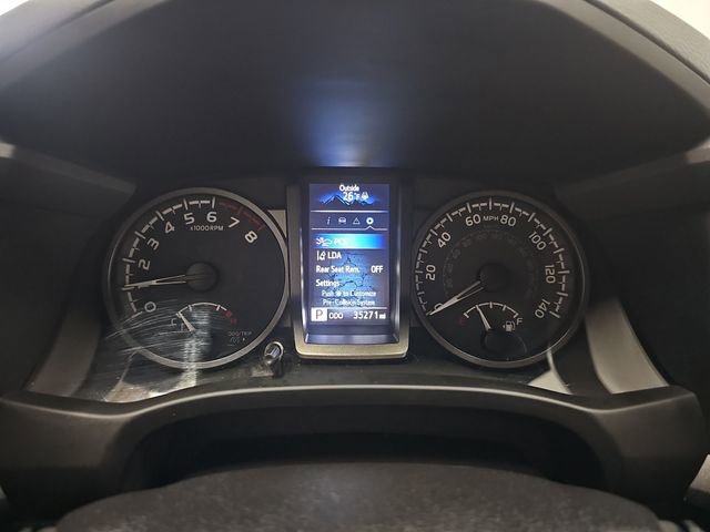 Used 2023 Toyota Tacoma TRD Off-Road AWD/4WD image 15