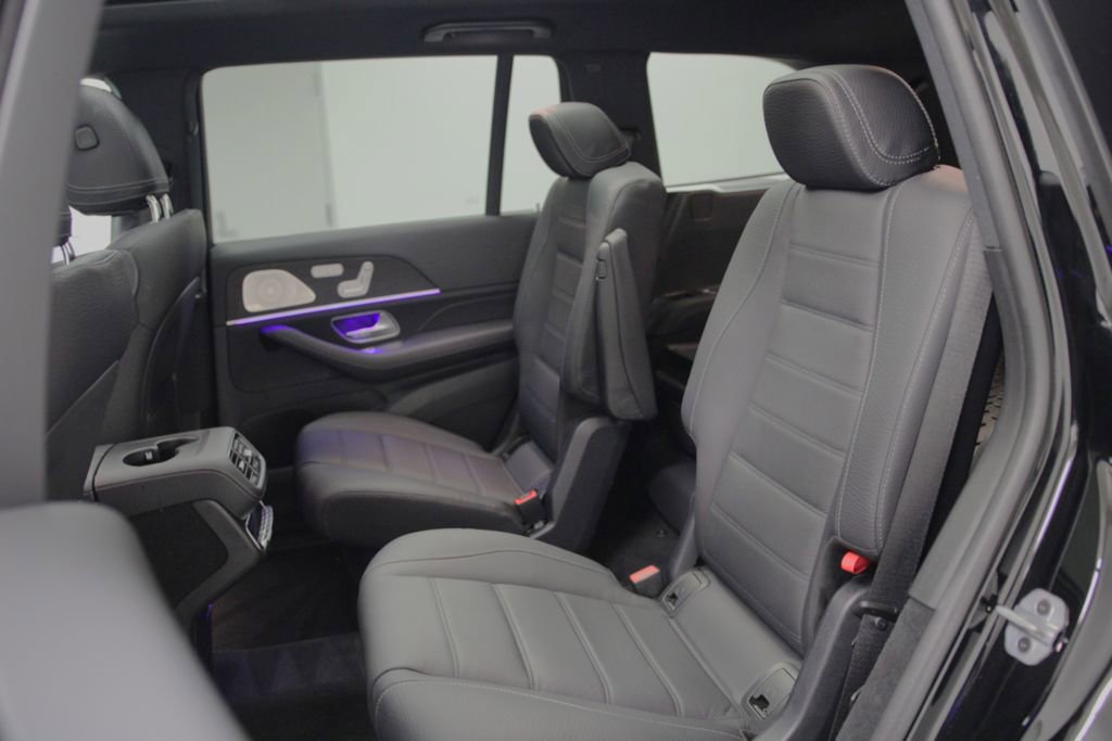 Certified 2026 Mercedes-Benz GLS 450 4MATIC image 16
