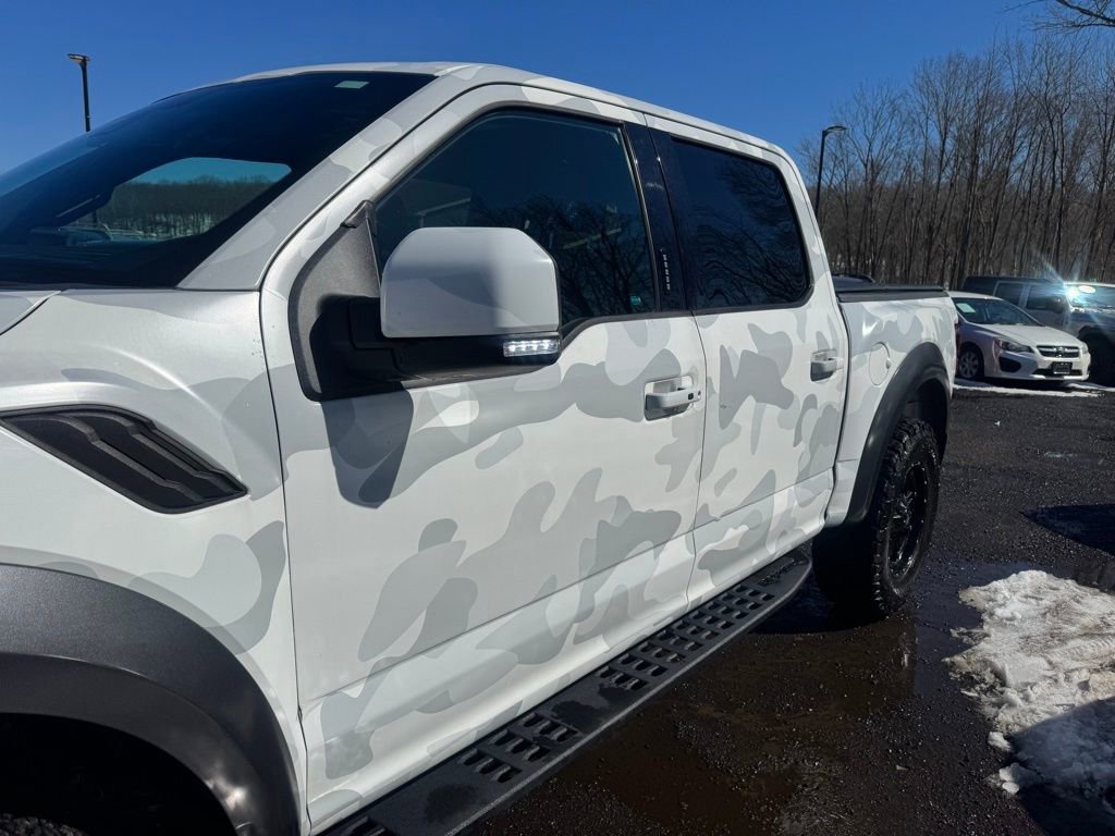 Used 2017 Ford F150 Raptor w/ Equipment Group 802A Luxury image 12