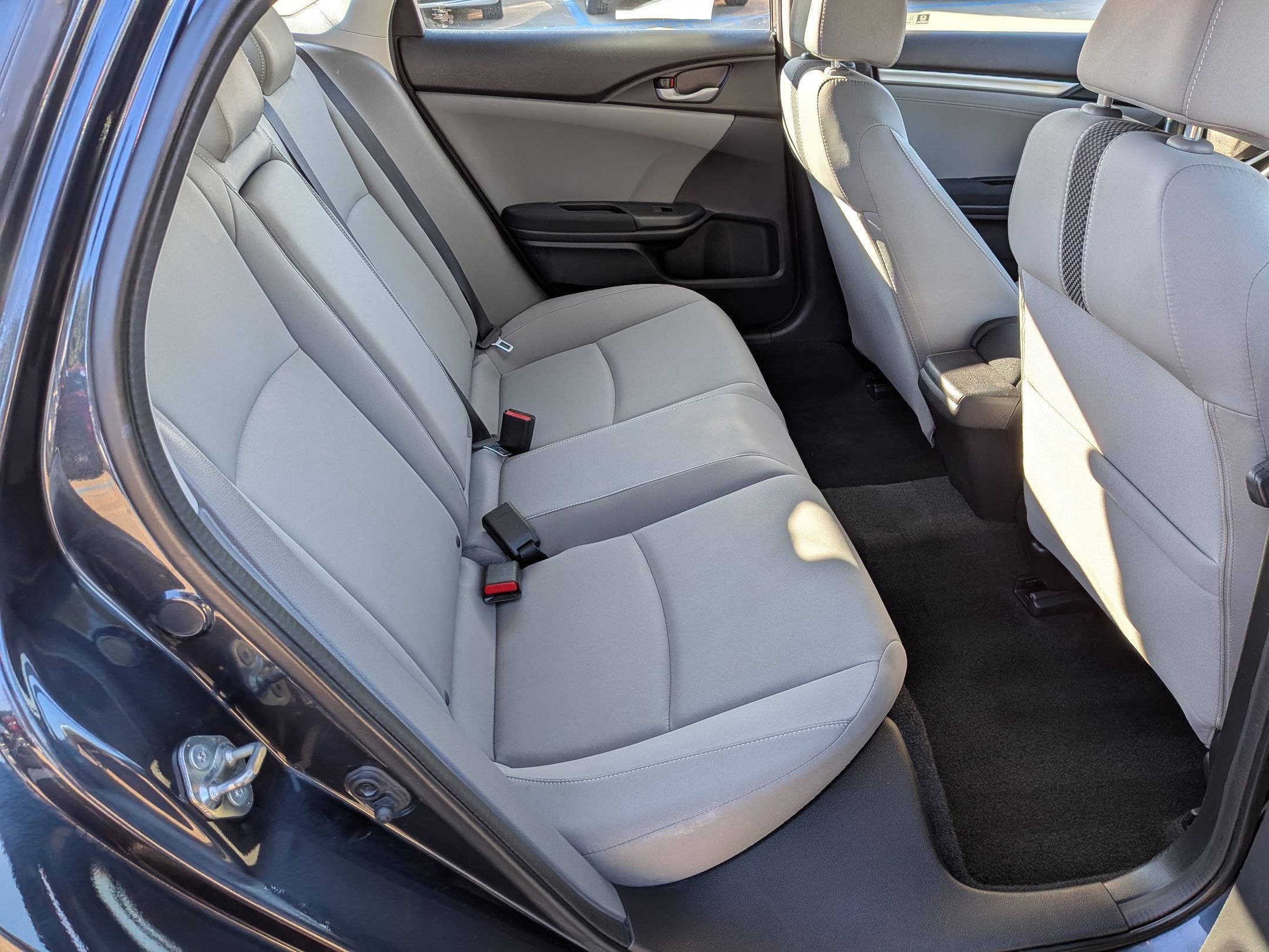 Used 2019 Honda Civic EX image 28