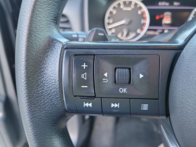 Used 2024 Nissan Rogue S image 22