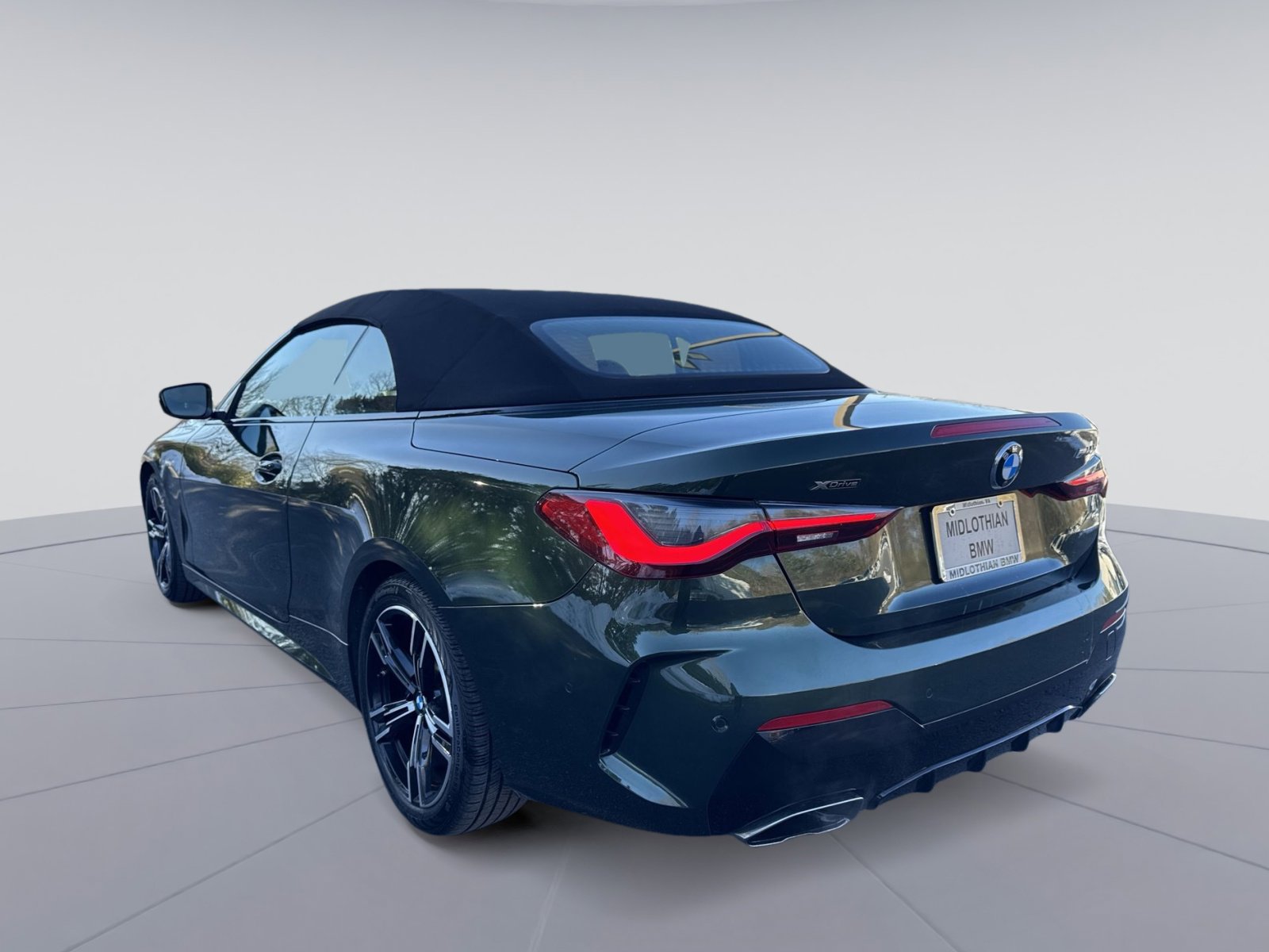 Used 2023 BMW 440i xDrive Convertible w/ Premium Package image 26