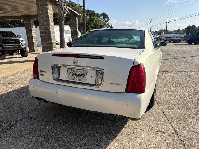 Used 2005 Cadillac De Ville w/ Equipment Group FWD image 5