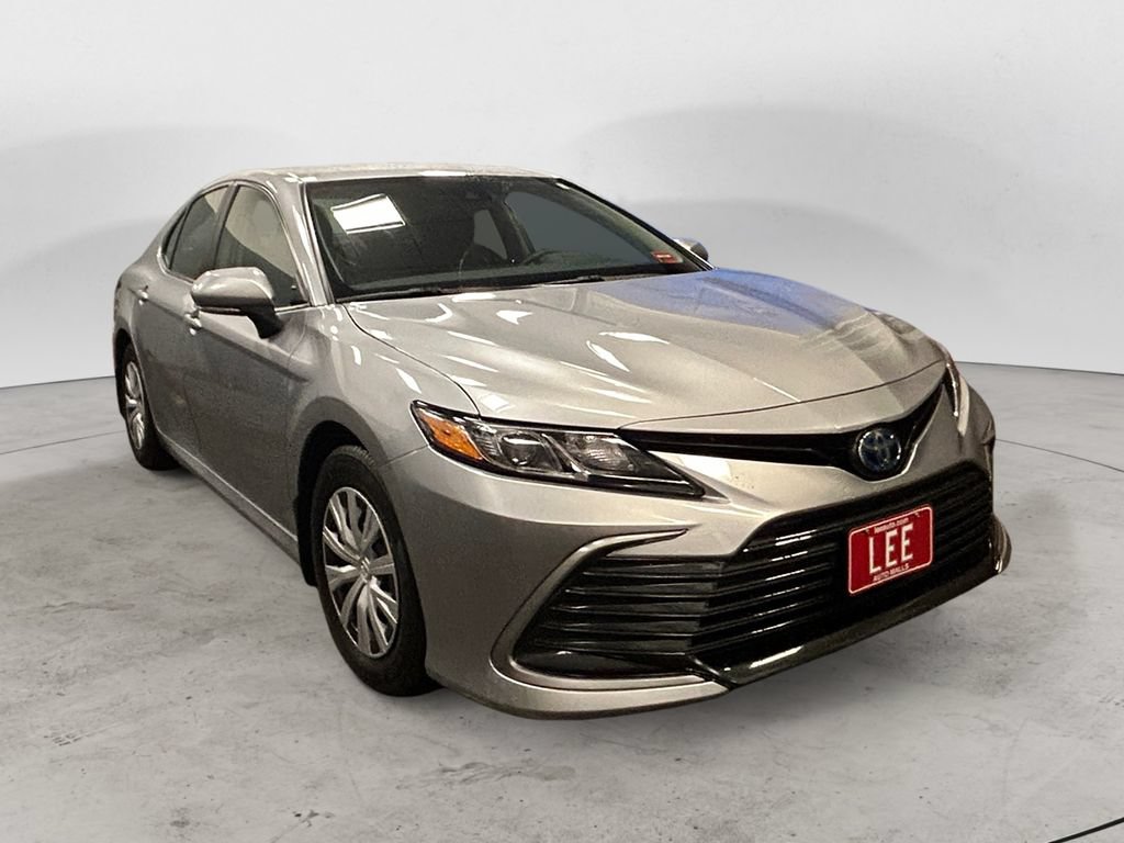 Used 2024 Toyota Camry LE w/ Cold Weather Package FWD image 7