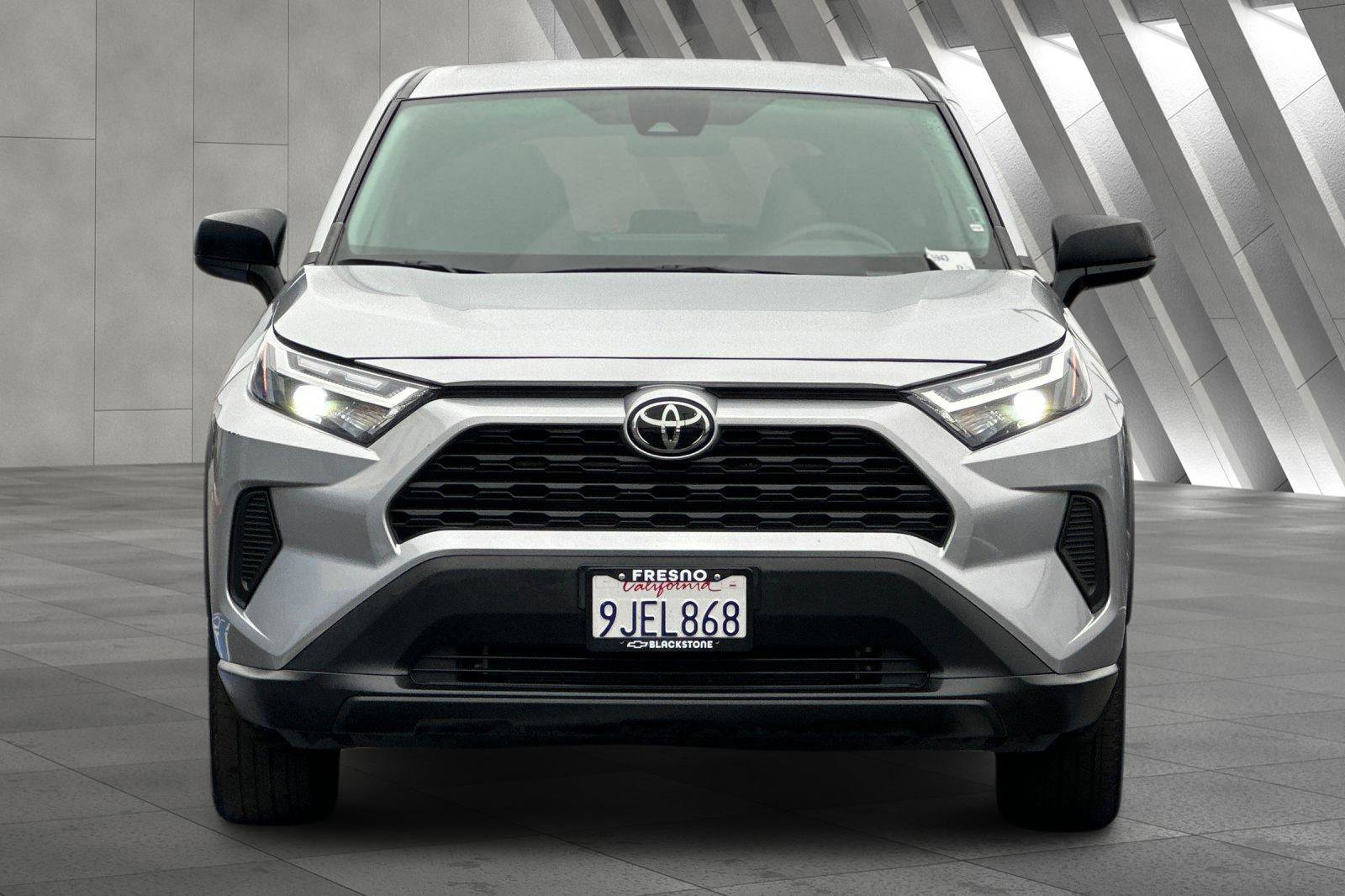 Used 2024 Toyota RAV4 LE image 9