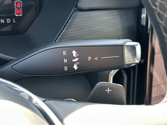 New 2025 GMC Acadia Elevation image 13