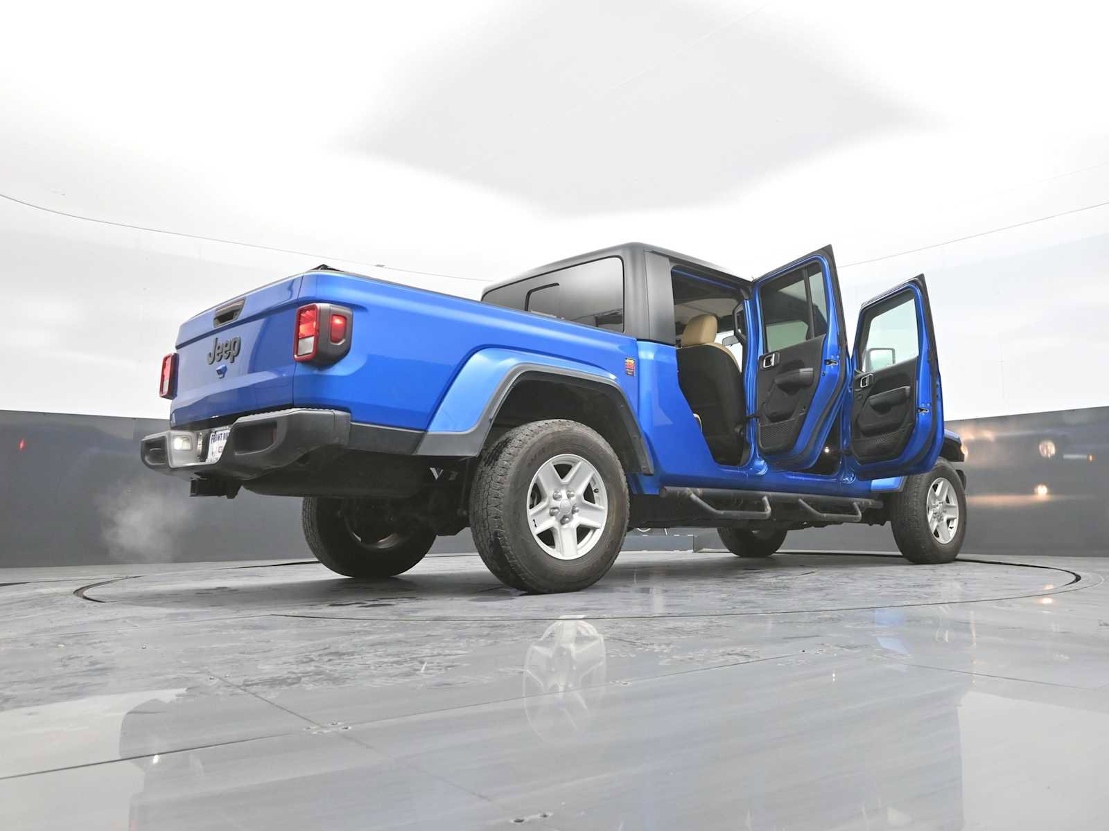 Used 2021 Jeep Gladiator Sport image 48