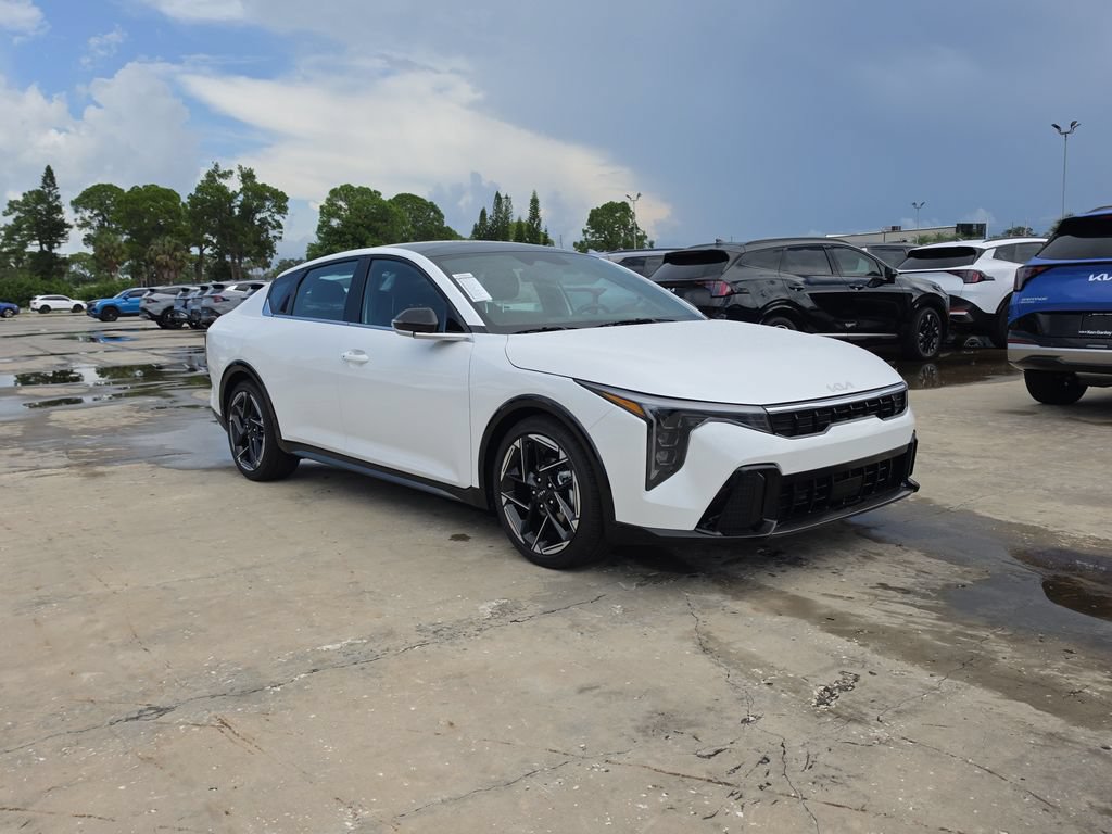New 2026 Kia K4 GT-Line Turbo FWD image 2