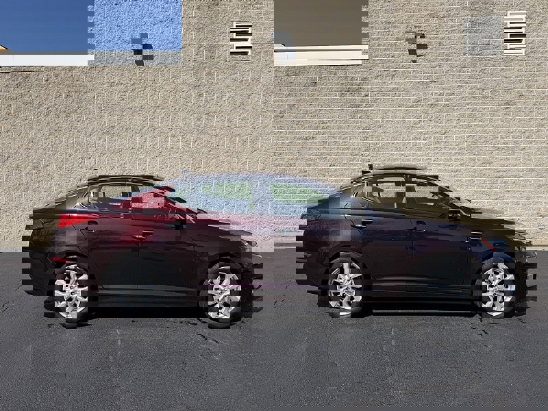 Used 2015 Kia Optima EX w/ EX Premium Package image 2