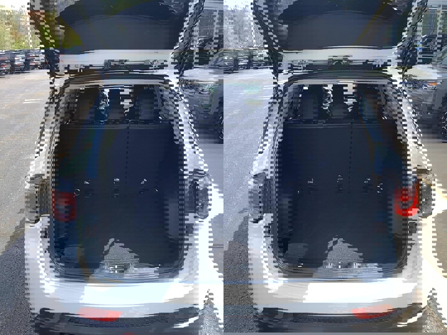 Certified 2022 Jeep Compass Trailhawk w/ Trailhawk Convenience Group image 5