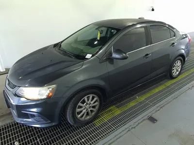 Used 2017 Chevrolet Sonic LT FWD image 1
