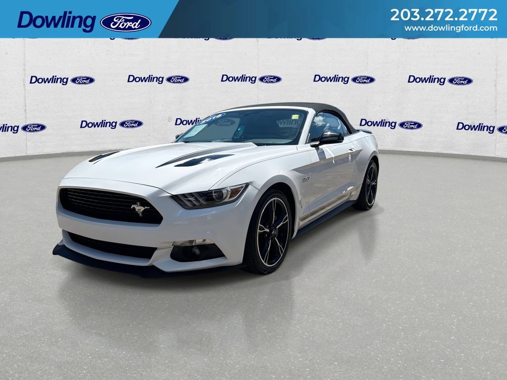 Used 2016 Ford Mustang GT Premium w/ Equipment Group 401A RWD image 4