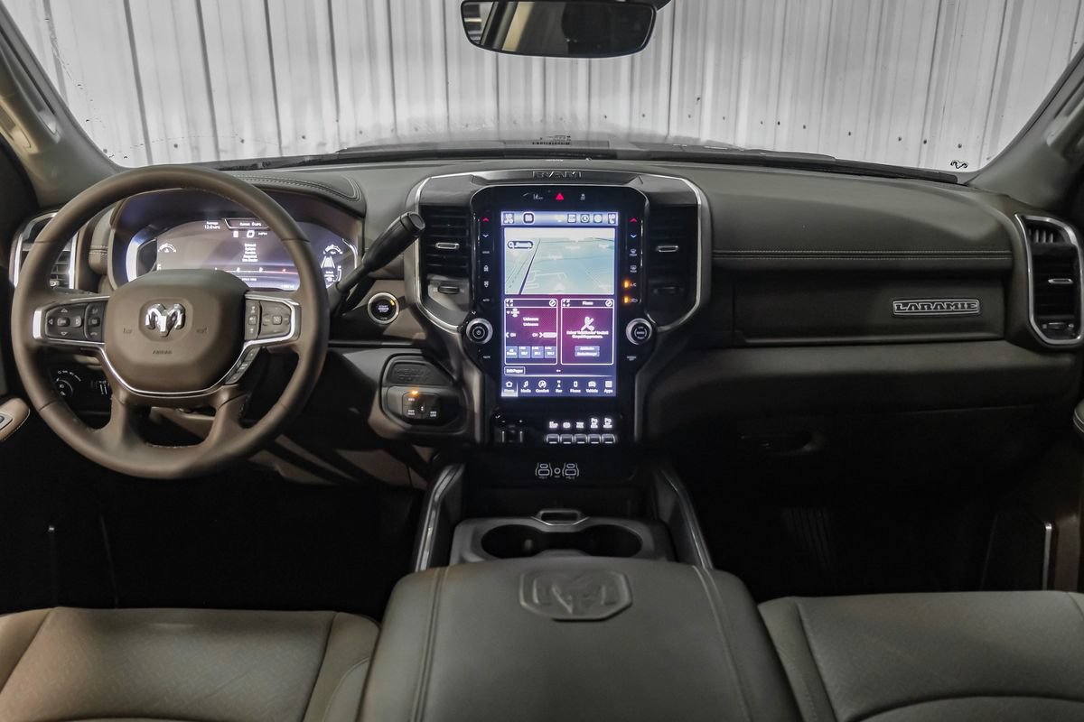 Used 2026 RAM 3500 Laramie AWD/4WD image 13