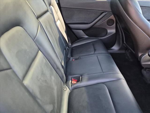 Used 2022 Tesla Model Y Long Range AWD/4WD image 20