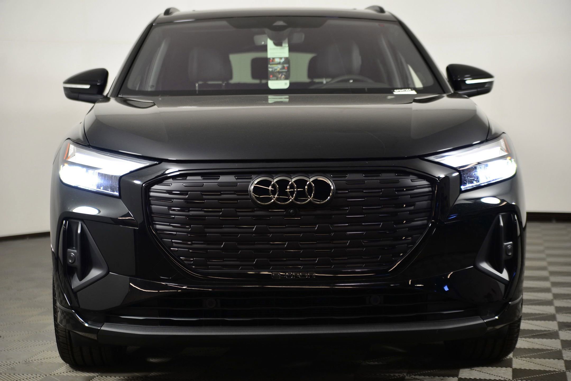 New 2025 Audi Q4 e-tron Premium Plus image 5