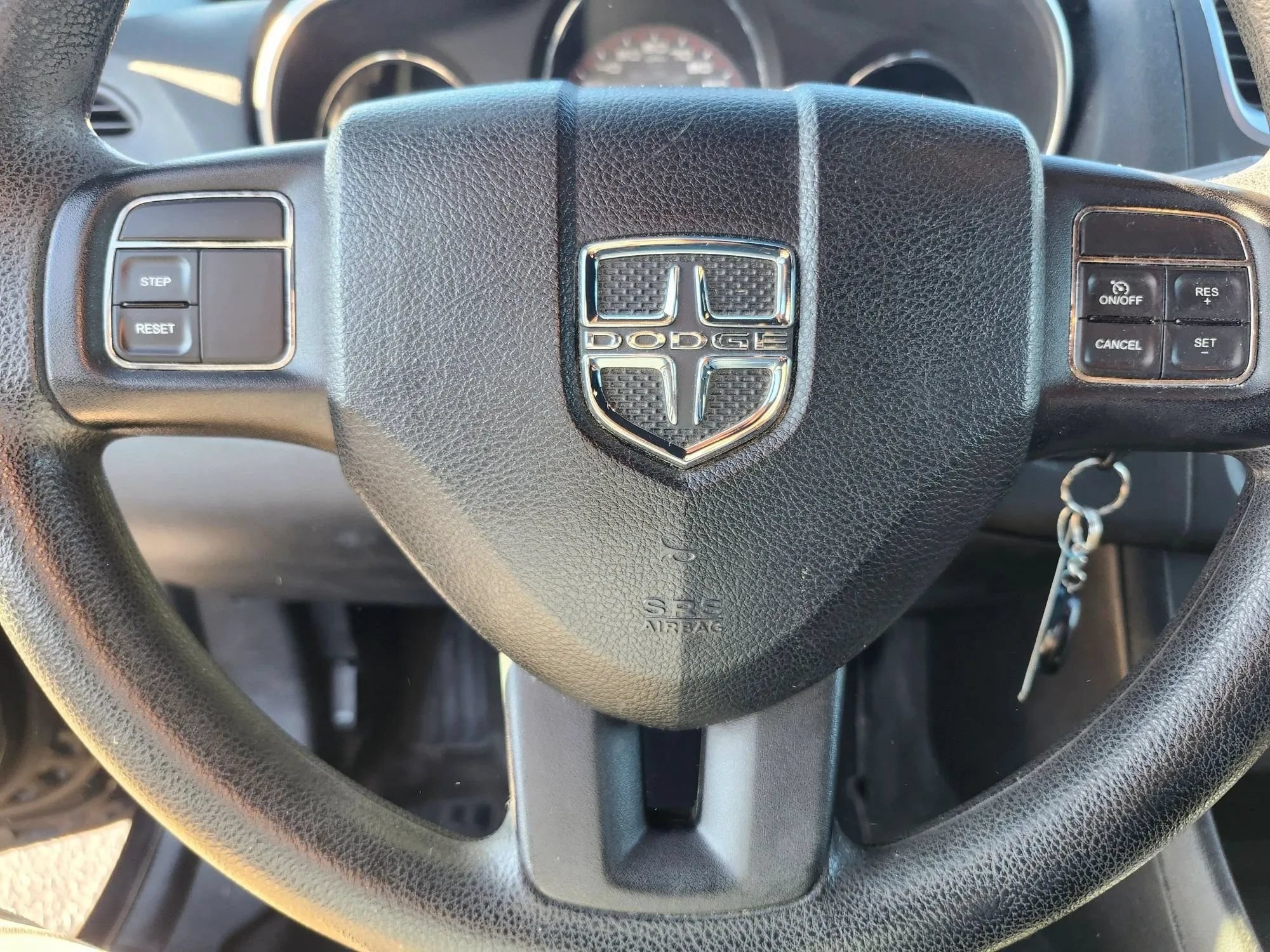 Used 2012 Dodge Avenger SE FWD image 14