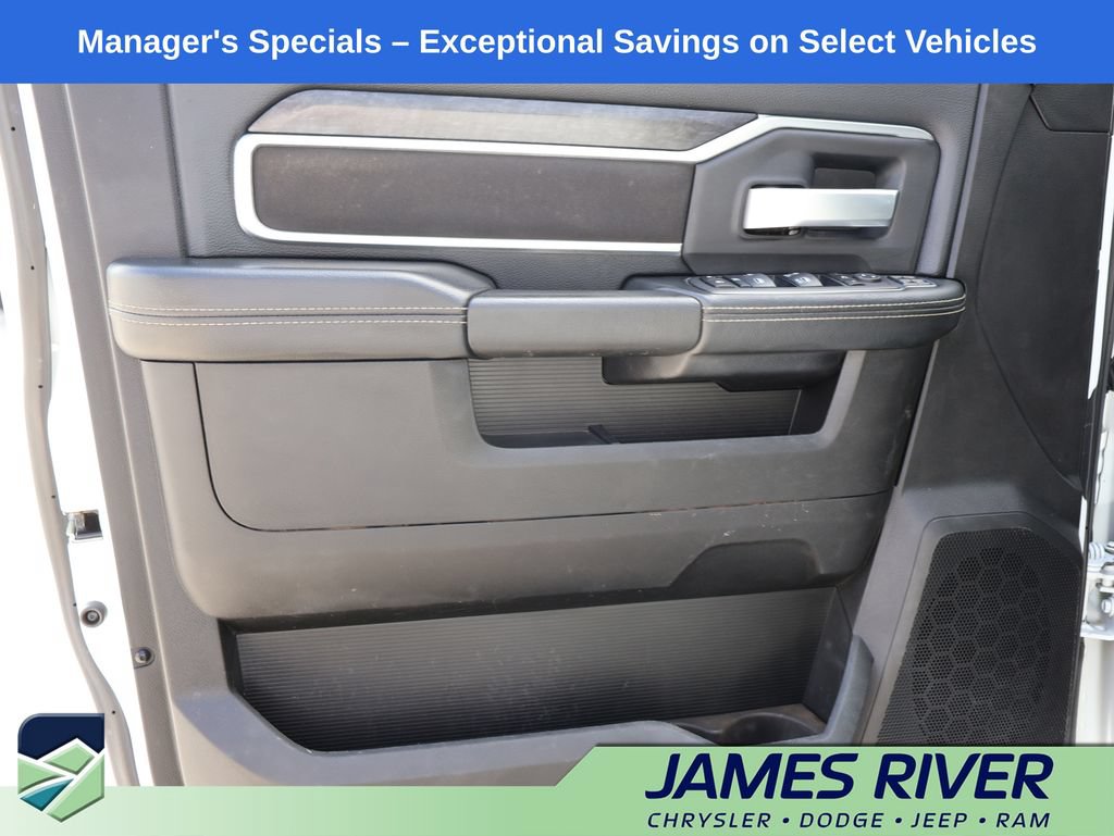 Used 2024 RAM 3500 Big Horn AWD/4WD image 20