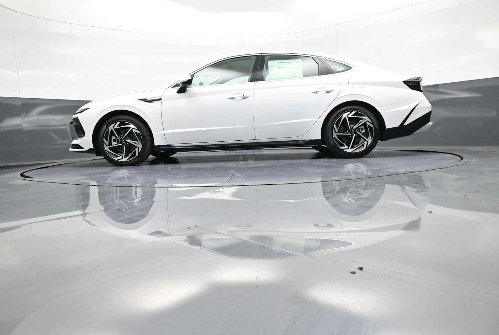 New 2026 Hyundai Sonata SEL AWD/4WD image 31