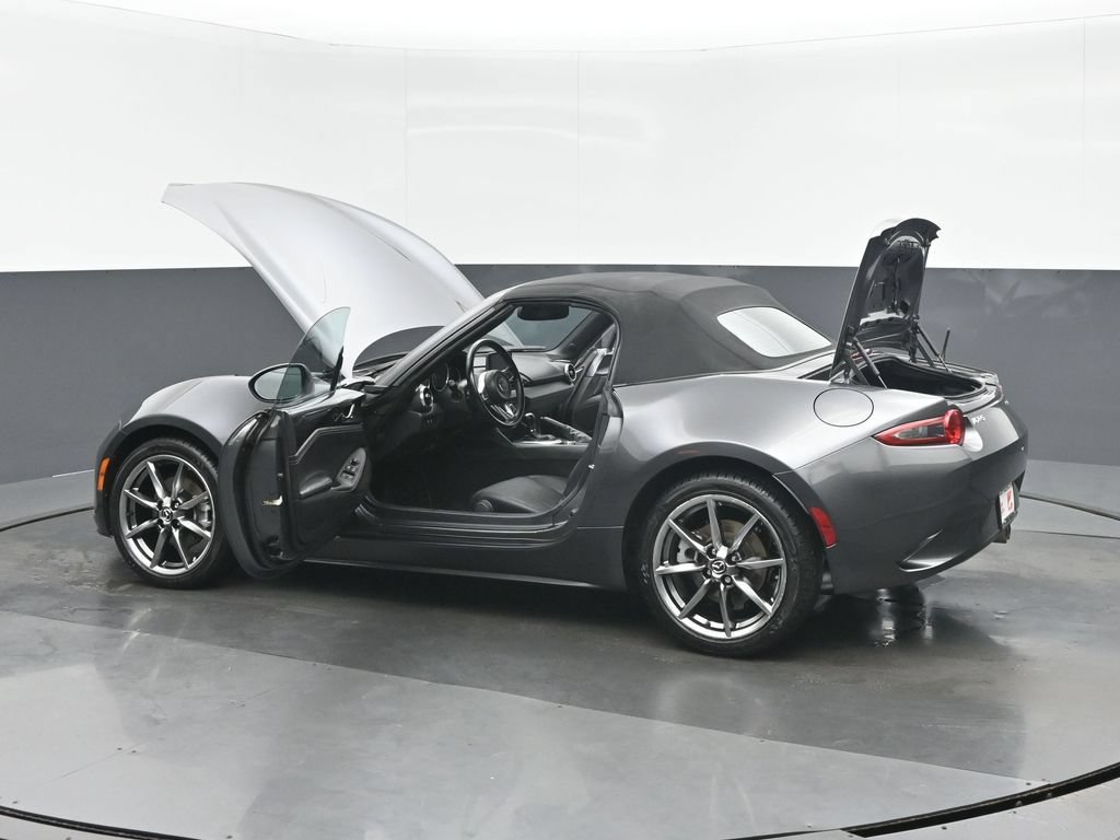 Used 2022 MAZDA MX-5 Miata Grand Touring w/ Weather Package RWD image 37