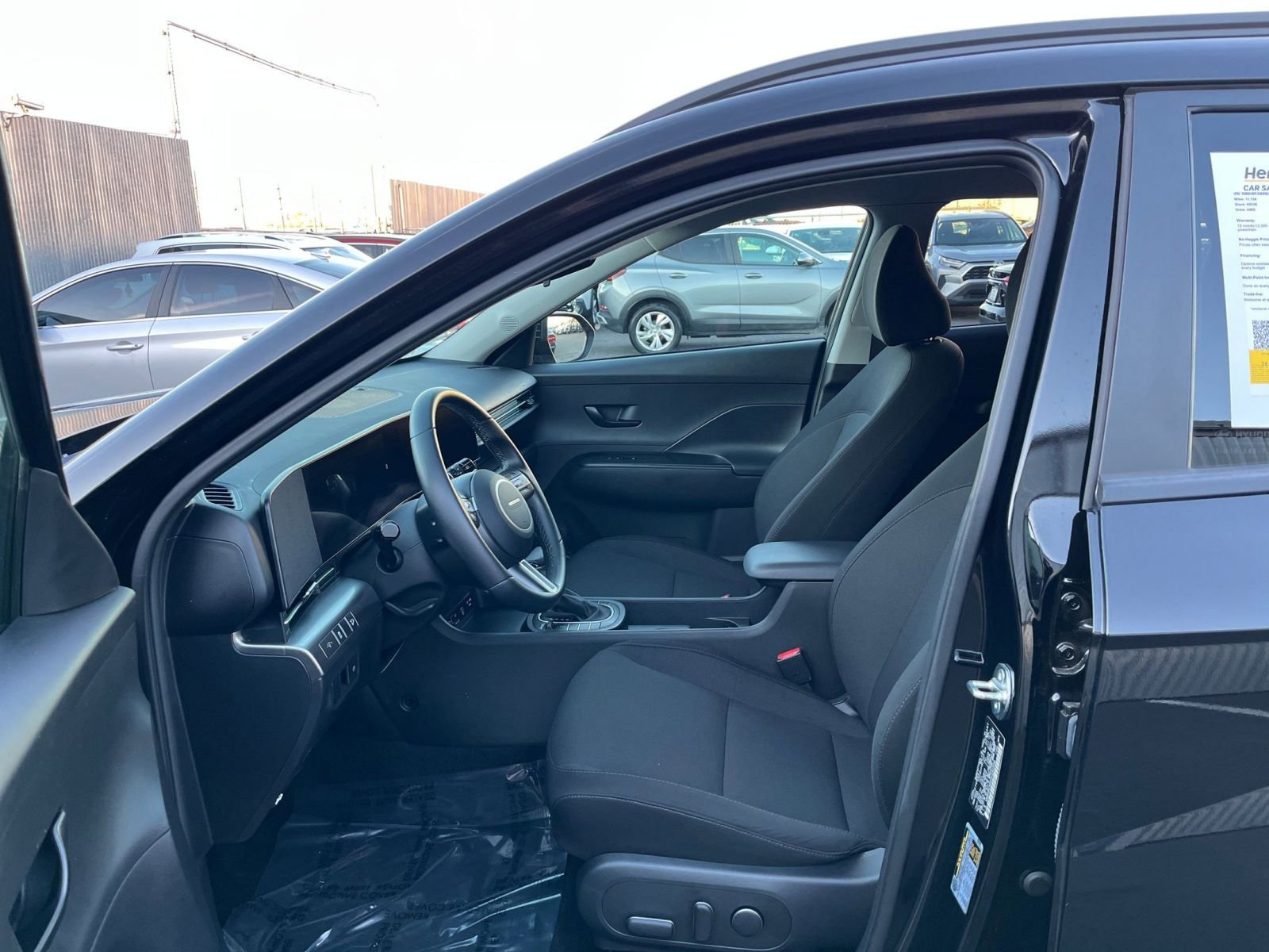 Used 2025 Hyundai Kona SEL image 27