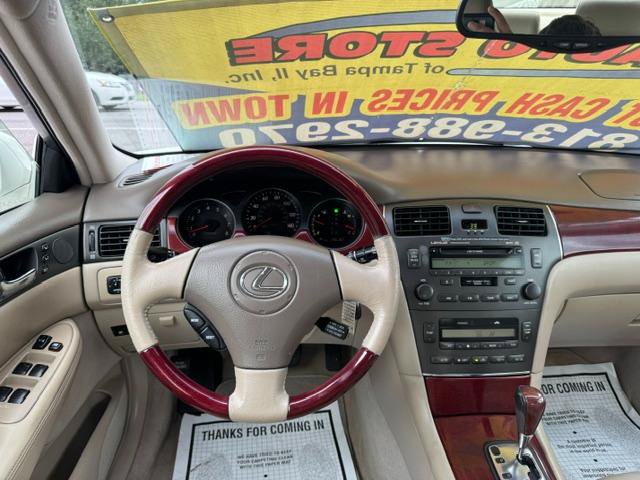 Used 2003 Lexus ES 330 FWD image 11