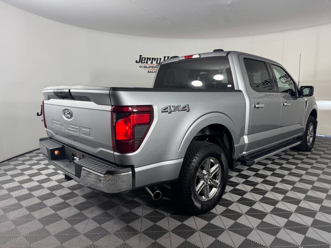 Used 2025 Ford F150 XLT w/ Equipment Group 301A Standard AWD/4WD image 7