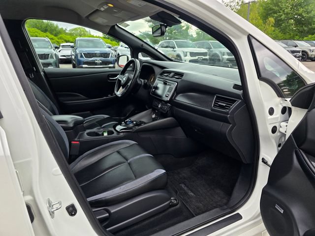 Used 2018 Nissan Leaf SL w/ SL Technology Package FWD image 11