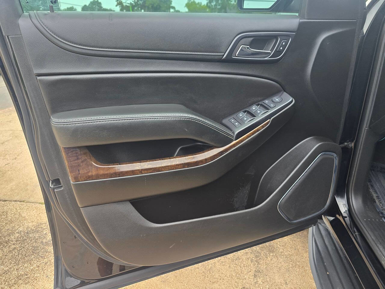 Used 2018 Chevrolet Tahoe LS image 13