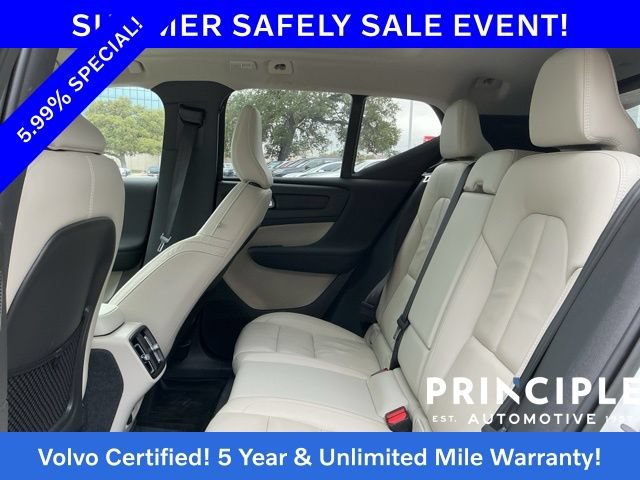 Certified 2023 Volvo XC40 B5 Plus w/ Driver Assist Package AWD/4WD image 34