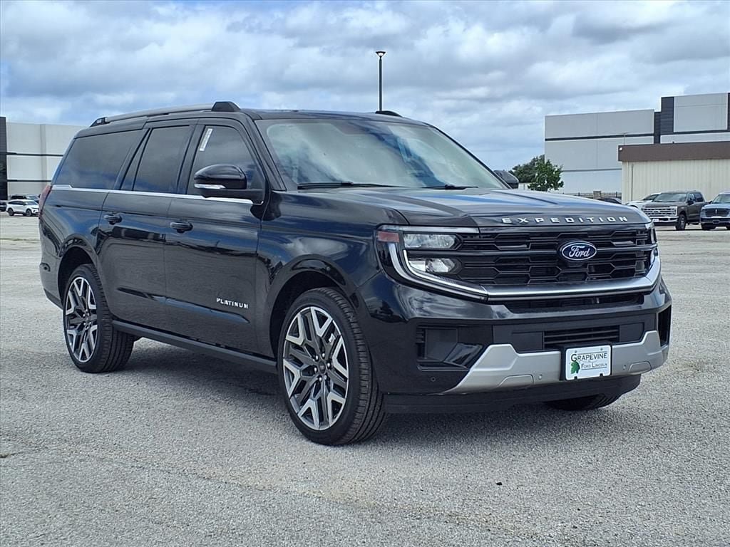 New 2026 Ford Expedition Max Platinum w/ Platinum Ultimate Package AWD/4WD image 3