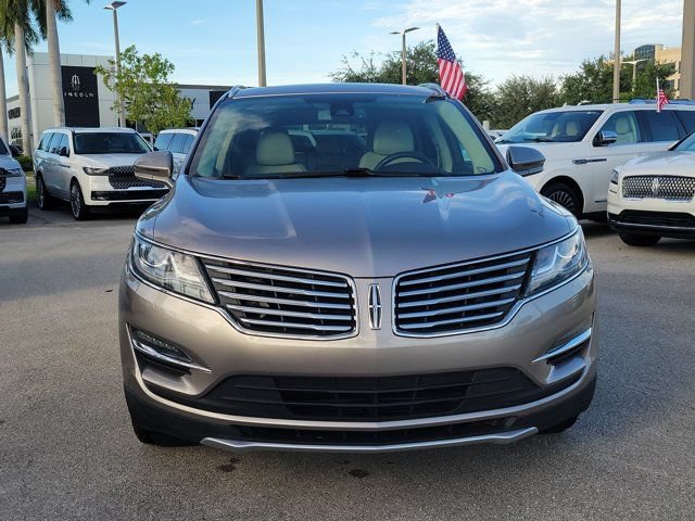 Used 2018 Lincoln MKC Reserve w/ Lincoln MKC Climate Package FWD image 2