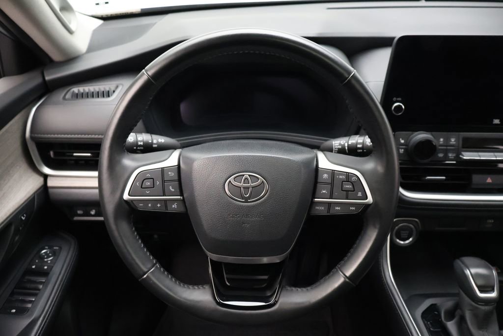Used 2024 Toyota Grand Highlander Limited image 23