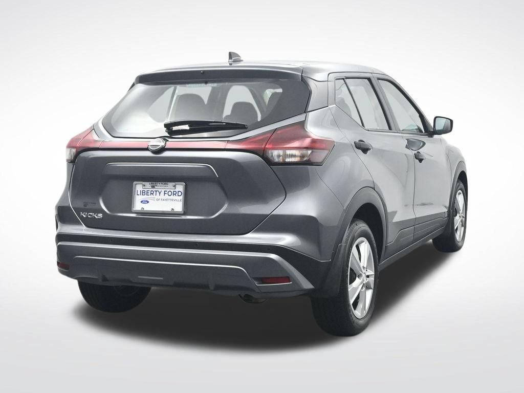 Used 2025 Nissan Kicks Play S FWD image 7