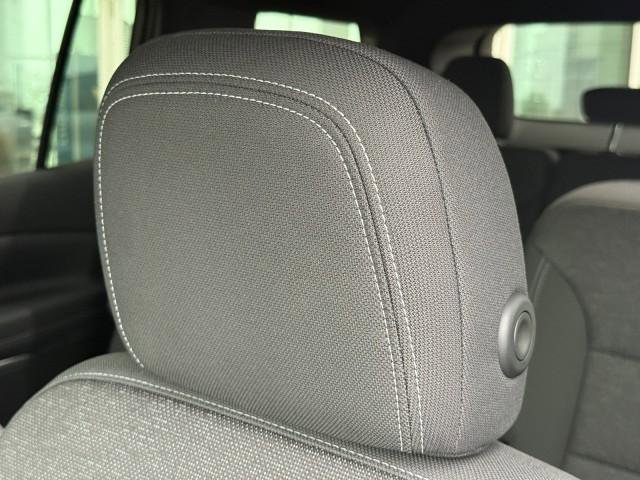 Used 2026 Chevrolet Traverse LT w/ Midnight/Sport Edition FWD image 18