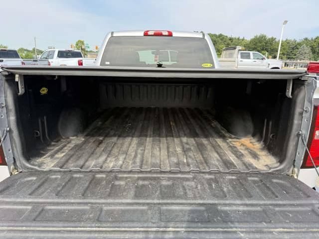 Used 2019 Chevrolet Silverado 1500 LT w/ All Star Edition AWD/4WD image 9