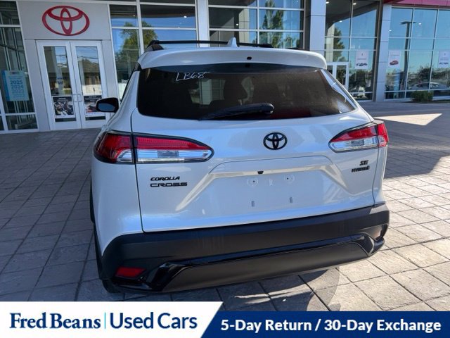 Used 2023 Toyota Corolla Cross AWD Hybrid w/ Moonroof Package image 12