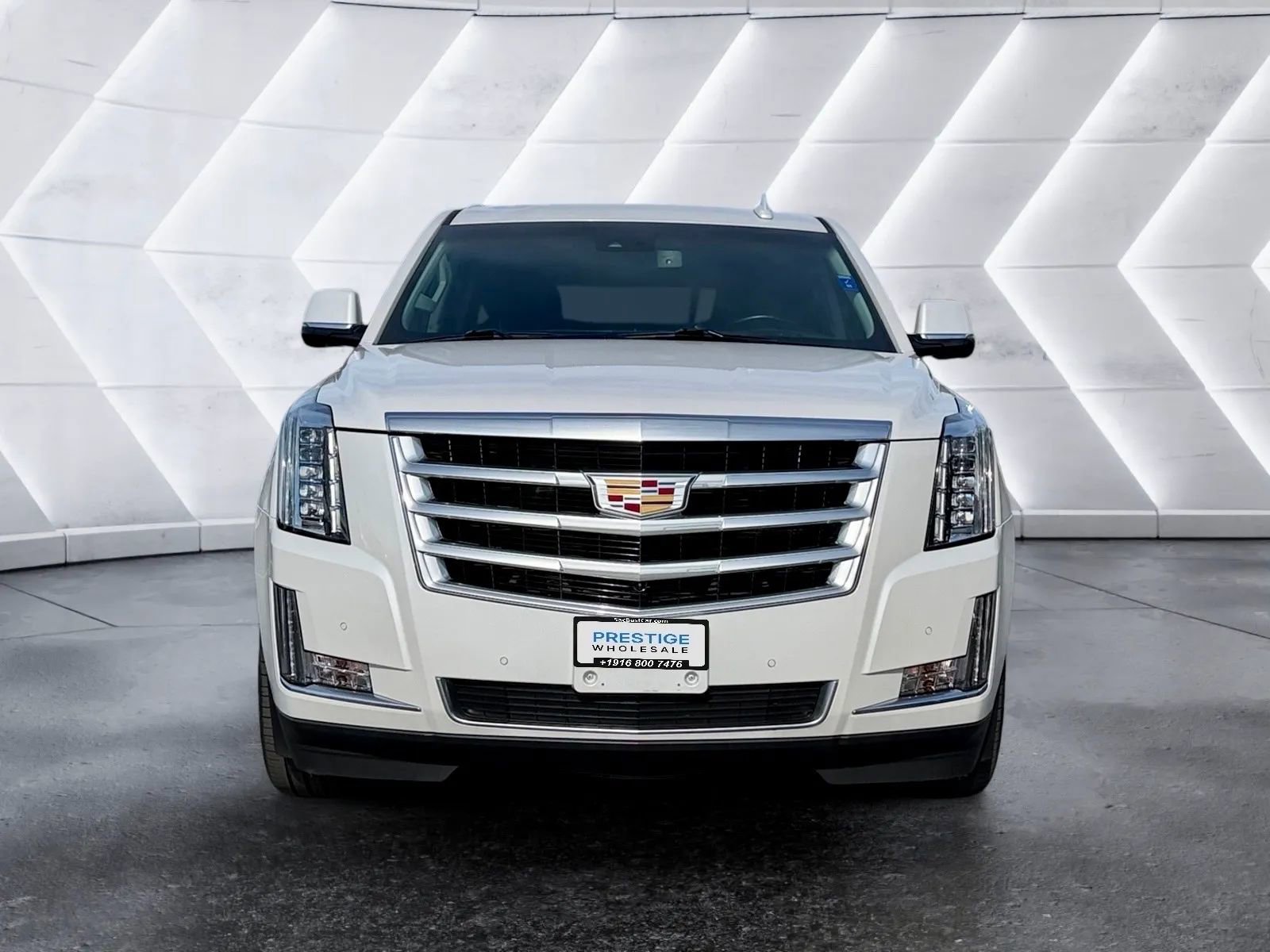 Used 2016 Cadillac Escalade Luxury image 8