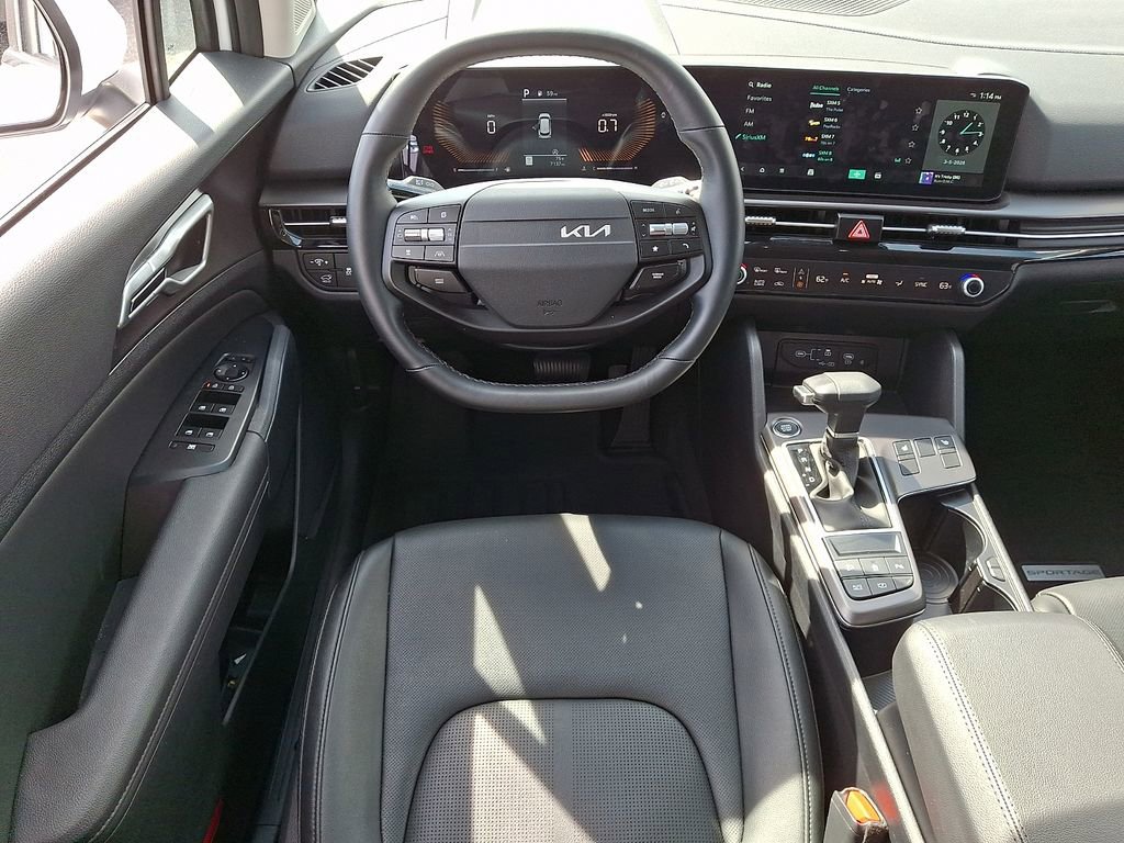 Used 2026 Kia Sportage EX w/ EX Panorama Roof Package image 11