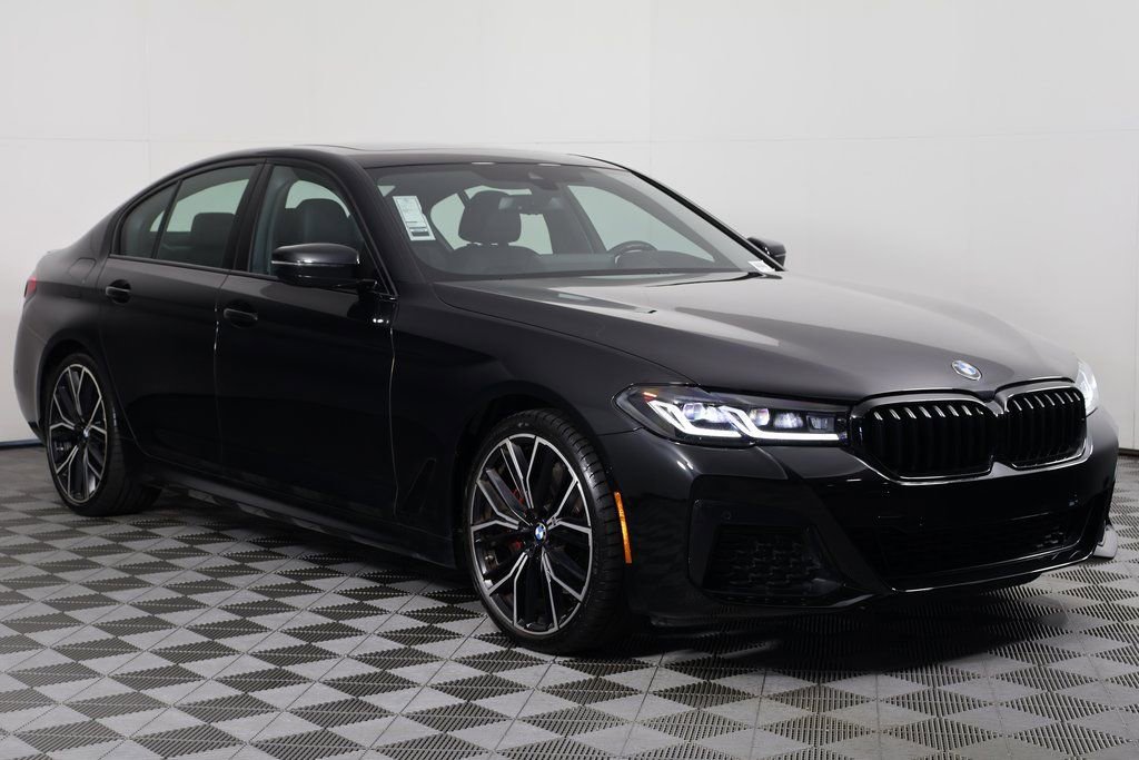Used 2023 BMW 530i xDrive w/ M Sport Package AWD/4WD image 3