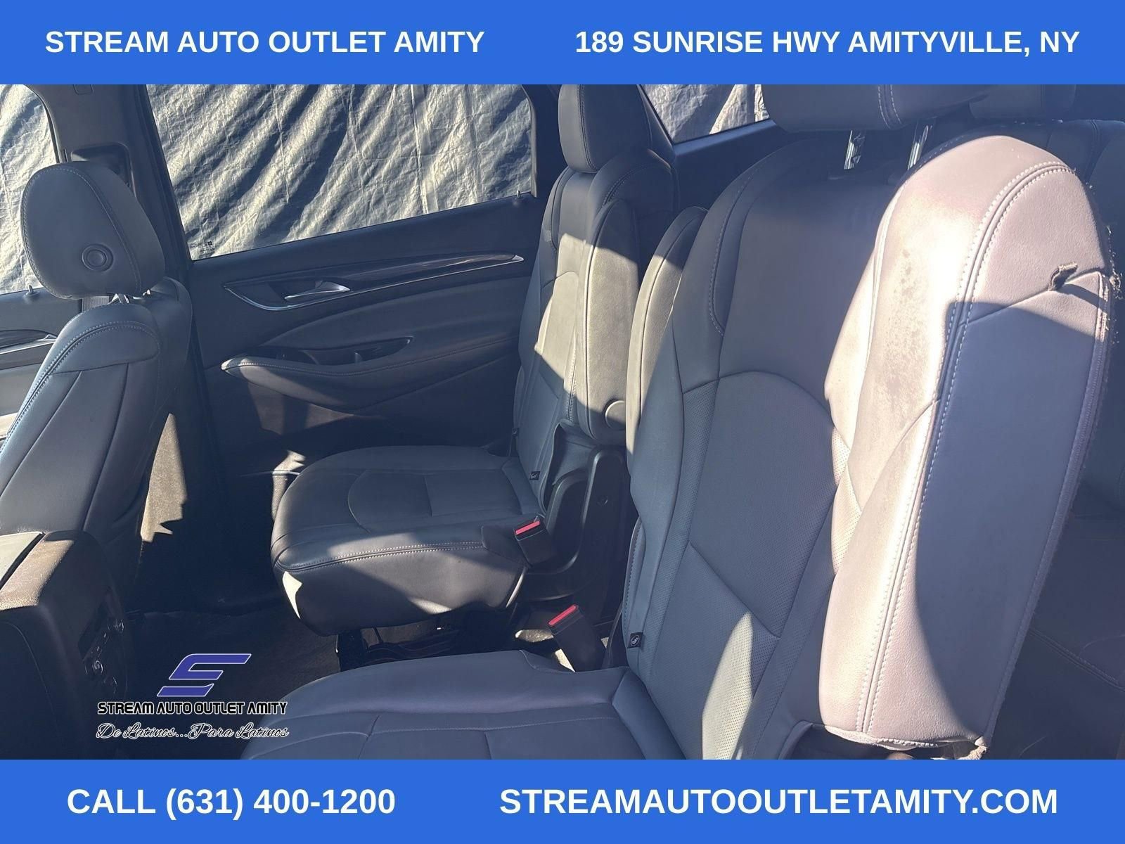 Used 2024 Buick Enclave Essence w/ Experience Buick Package image 23