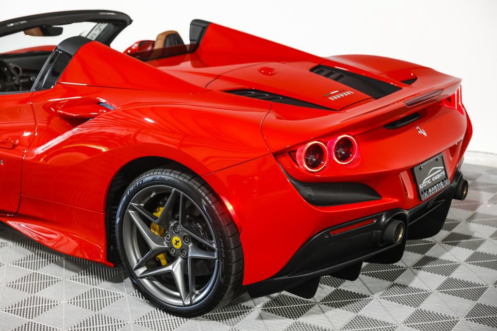Used 2023 Ferrari F8 Tributo RWD image 20