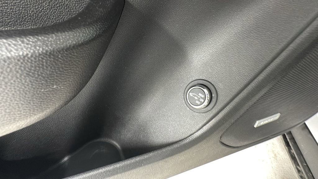 Used 2023 Chevrolet Blazer RS w/ Driver Confidence II Package image 21