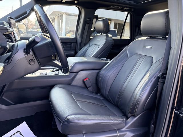Used 2024 Ford Expedition Max Platinum AWD/4WD image 6