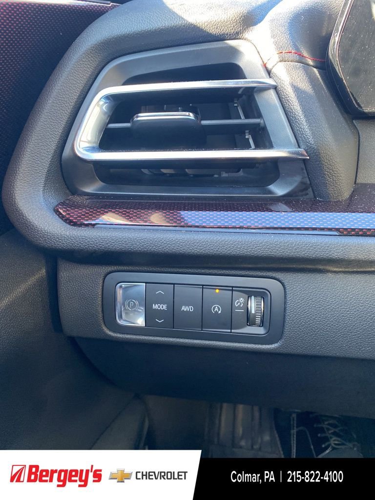 Certified 2024 Chevrolet Traverse RS w/ LPO, Floor Liner Package image 21